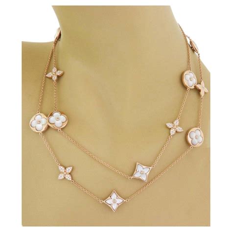 louis vuitton flower pendant|louis vuitton necklace with diamond.